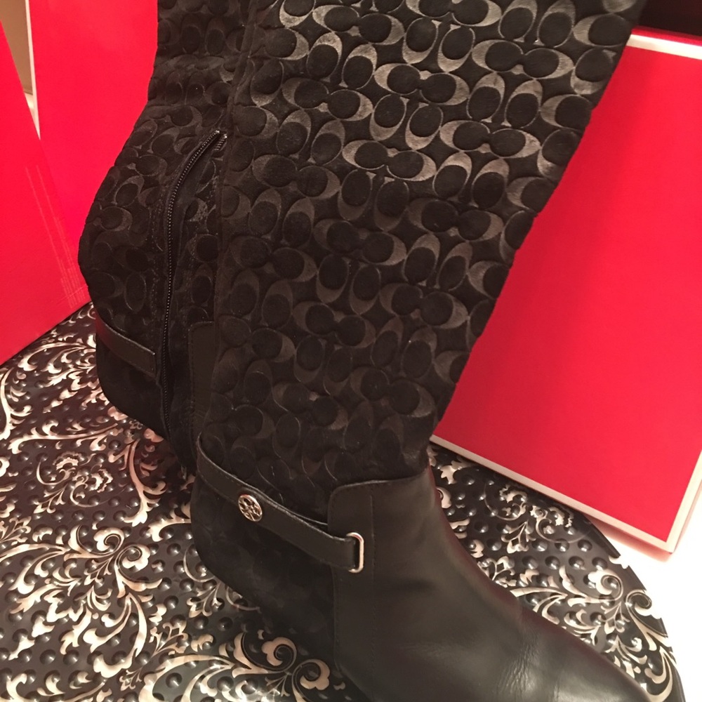 Coach boots